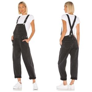 Levi's Slouch Overalls in Loose Cannon Black Grey